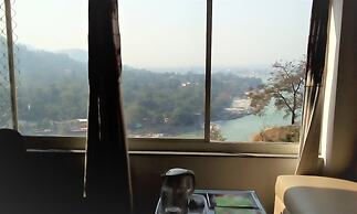 Hotel Ganesha Inn Ganga View