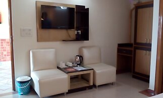 Hotel Ganesha Inn Ganga View