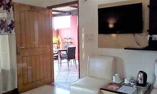 Hotel Ganesha Inn Ganga View