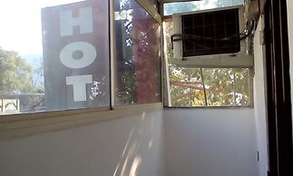 Hotel Ganesha Inn Ganga View