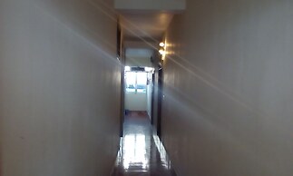 Hotel Ganesha Inn Ganga View