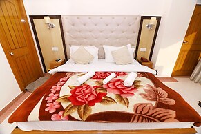 Hotel Ganesha Inn Ganga View