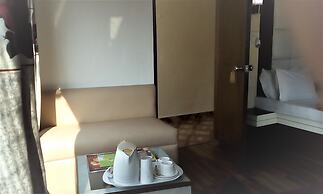 Hotel Ganesha Inn Ganga View