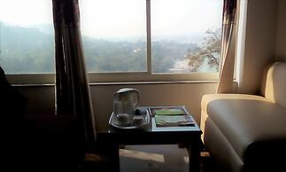 Hotel Ganesha Inn Ganga View