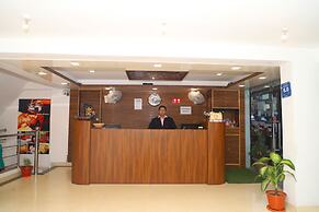 Hotel Ganesha Inn Ganga View