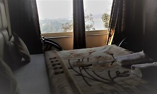 Hotel Ganesha Inn Ganga View