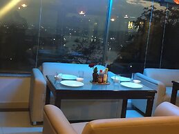 Hotel Ganesha Inn Ganga View