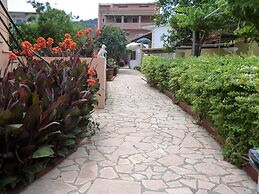 Kostas Apartments & Studios