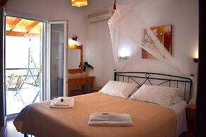 Kostas Apartments & Studios