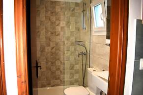 Kostas Apartments & Studios