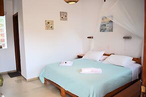 Kostas Apartments & Studios