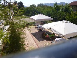 Kostas Apartments & Studios