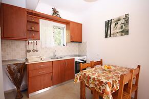 Kostas Apartments & Studios