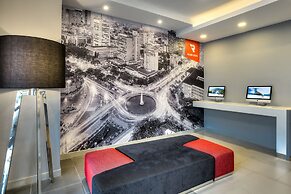 Red Planet Jakarta Pasar Baru