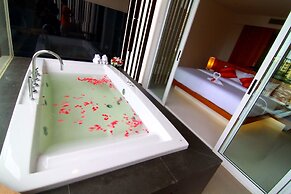 G Hua Hin Resort & Mall