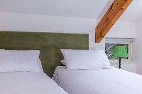Cherryhill Lodge