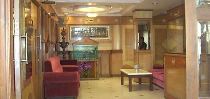 Hotel Manickam Grand