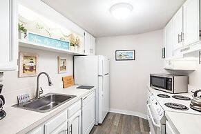 Little Creek Cove Beachfront Resort