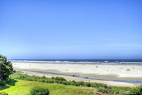 Little Creek Cove Beachfront Resort