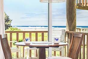 Little Creek Cove Beachfront Resort