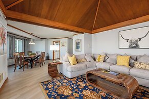 Little Creek Cove Beachfront Resort