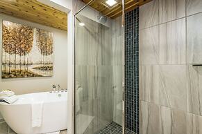 Little Creek Cove Beachfront Resort