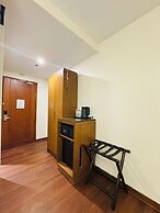 Pearl Lane Hotel