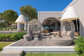 Porto Angeli Beach Resort – All Inclusive