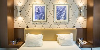 Lisboa Carmo Hotel