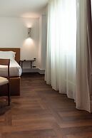 Lisboa Carmo Hotel