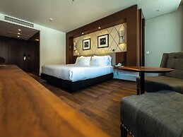 Lisboa Carmo Hotel