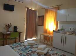 Nicolas Studios & Apartments