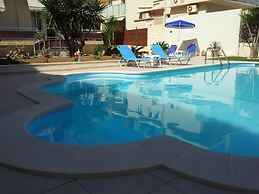 Nicolas Studios & Apartments