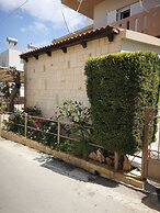 Nicolas Studios & Apartments