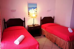 Villa Phoenix Apartments & Studios