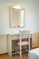 Villa Phoenix Apartments & Studios