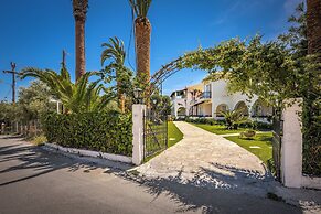 Villa Phoenix Apartments & Studios