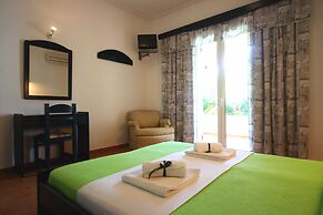 Villa Phoenix Apartments & Studios