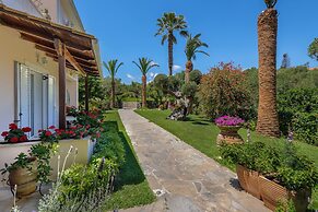 Villa Phoenix Apartments & Studios