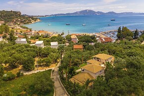 Villa Phoenix Apartments & Studios