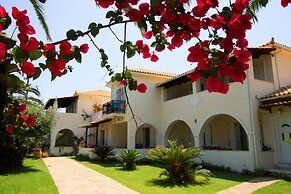 Villa Phoenix Apartments & Studios