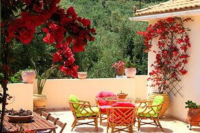 Villa Phoenix Apartments & Studios