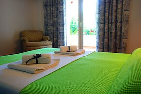 Villa Phoenix Apartments & Studios