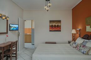 Villa Phoenix Apartments & Studios