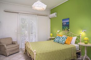 Villa Phoenix Apartments & Studios