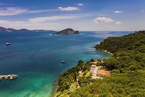 Villa Phoenix Apartments & Studios