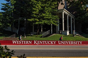 Staybridge Suites Bowling Green by IHG