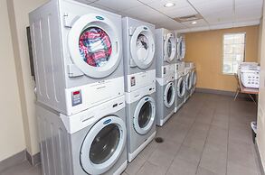 Staybridge Suites Bowling Green by IHG