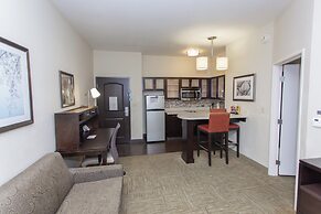 Staybridge Suites Bowling Green by IHG