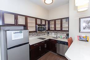 Staybridge Suites Bowling Green by IHG